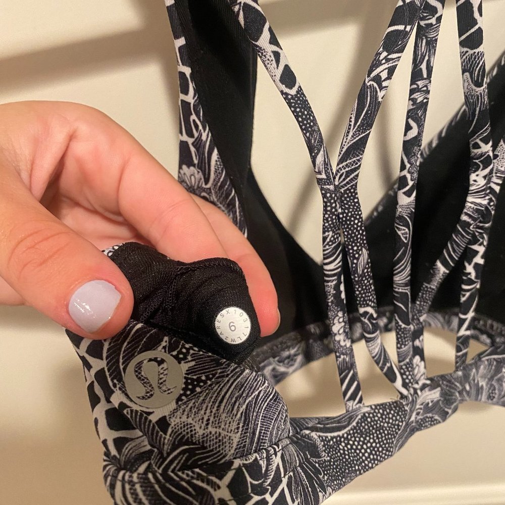 Lululemon, Size 6 Sports Bra - Picture 3 of 3